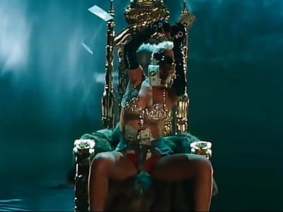 Rihanna - Pour It Up (Explicit) - 1080p